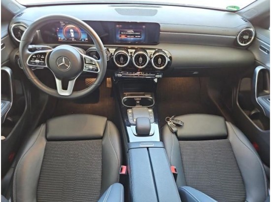 2020 Mercedes-Benz CLA -Klasse Shooting Brake CLA 200 2020 Mercedes-Benz CLA -Klasse Shooting Brake CLA 200