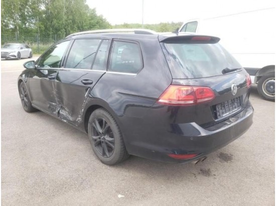 2015 Volkswagen Golf VII Variant Highline BMT 2015 Volkswagen Golf VII Variant Highline BMT