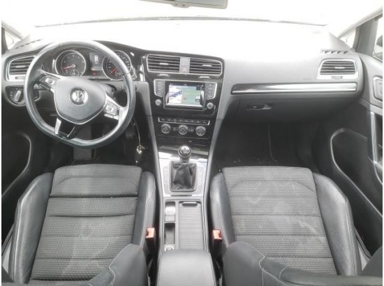 2015 Volkswagen Golf VII Variant Highline BMT 2015 Volkswagen Golf VII Variant Highline BMT