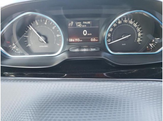 2018 Peugeot 2008 Allure 2018 Peugeot 2008 Allure