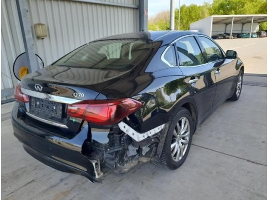 2018 Infiniti M M35 Hybrid GT 2018 Infiniti M M35 Hybrid GT