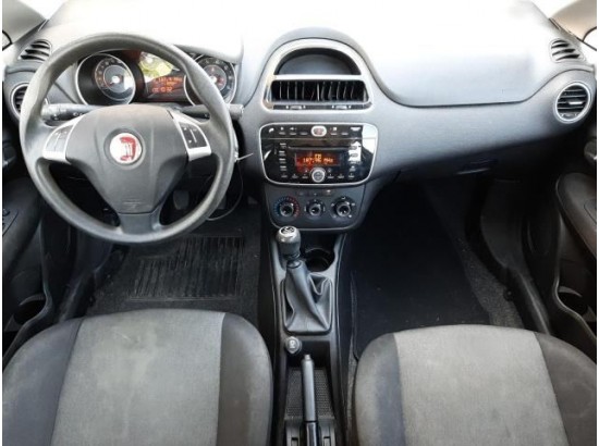2016 FIAT Punto MYSTYLE 2016 FIAT Punto MYSTYLE
