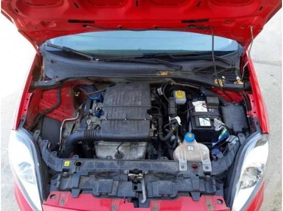 2016 FIAT Punto MYSTYLE 2016 FIAT Punto MYSTYLE