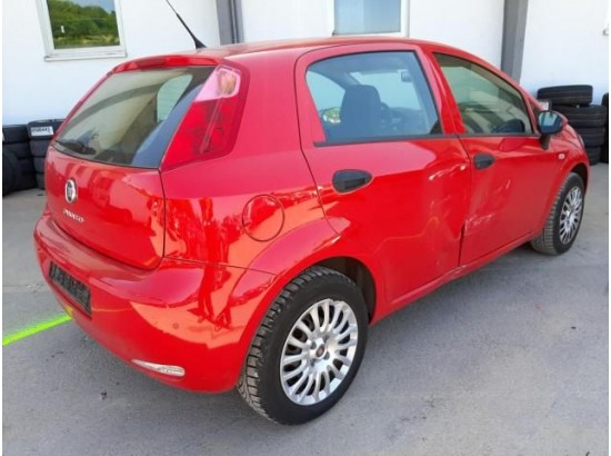 2016 FIAT Punto MYSTYLE 2016 FIAT Punto MYSTYLE