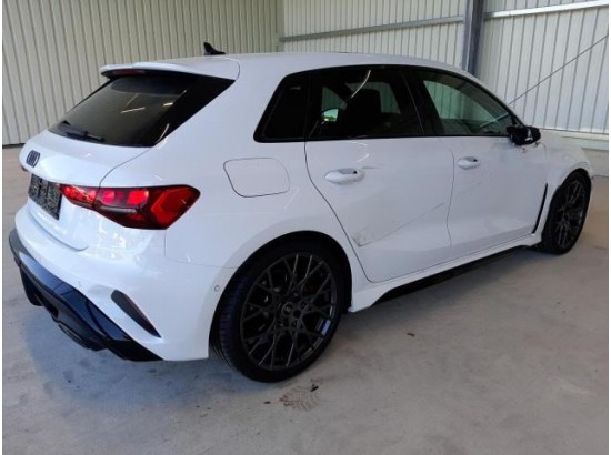 2025 Audi RS 3 Sportback 2.5 294 kW TFSI quattro 2025 Audi RS 3 Sportback 2.5 294 kW TFSI quattro
