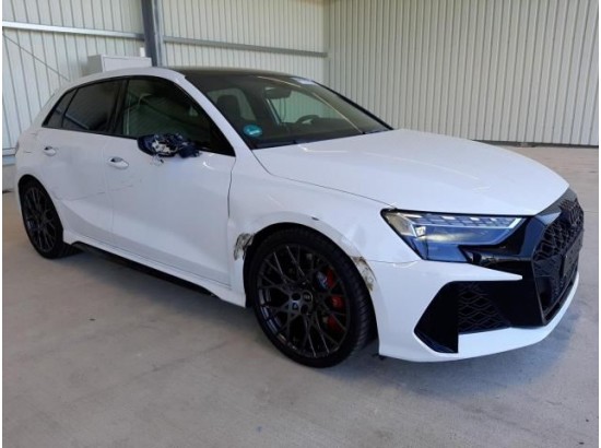 2025 Audi RS 3 Sportback 2.5 294 kW TFSI quattro 2025 Audi RS 3 Sportback 2.5 294 kW TFSI quattro