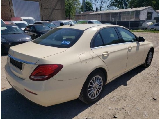 2017 Mercedes-Benz E -Klasse Lim. E 200 d 2017 Mercedes-Benz E -Klasse Lim. E 200 d