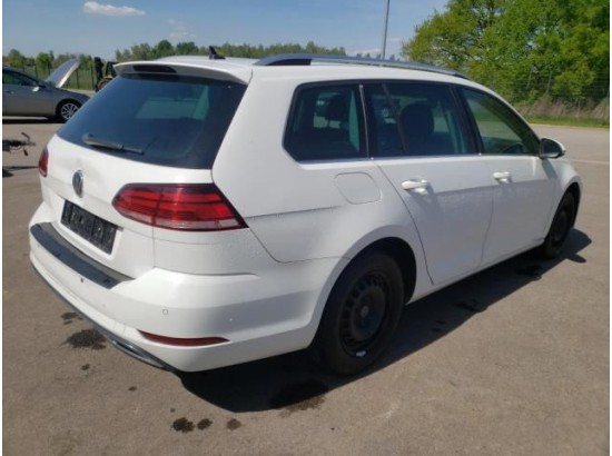 2017 Volkswagen Golf VII Variant Highline BMT/Start-Stopp 2017 Volkswagen Golf VII Variant Highline BMT/Start-Stopp
