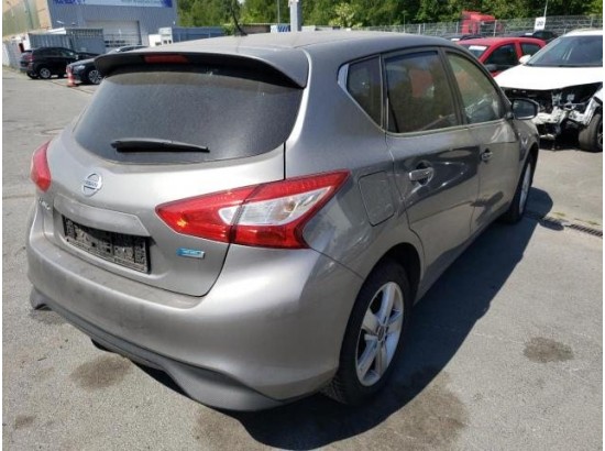 2016 Nissan Pulsar N-Connecta 2016 Nissan Pulsar N-Connecta