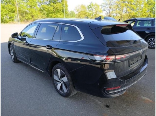 2025 Volkswagen Passat Variant 2.0 TDI 110 kW Elegance 2025 Volkswagen Passat Variant 2.0 TDI 110 kW Elegance