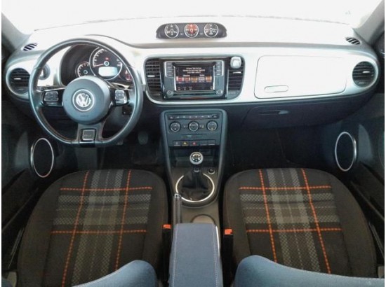 2015 Volkswagen Beetle Lim. Club BMT 2015 Volkswagen Beetle Lim. Club BMT