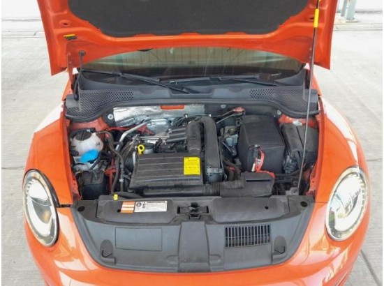 2015 Volkswagen Beetle Lim. Club BMT 2015 Volkswagen Beetle Lim. Club BMT