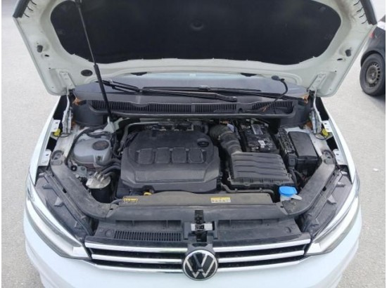 2021 Volkswagen Touran Highline BMT/Start-Stopp 2021 Volkswagen Touran Highline BMT/Start-Stopp
