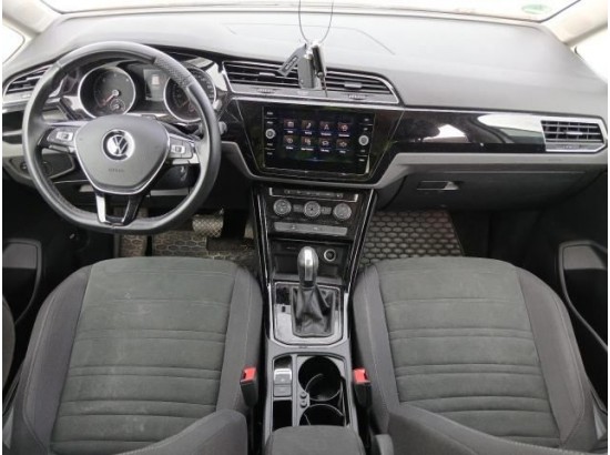 2021 Volkswagen Touran Highline BMT/Start-Stopp 2021 Volkswagen Touran Highline BMT/Start-Stopp