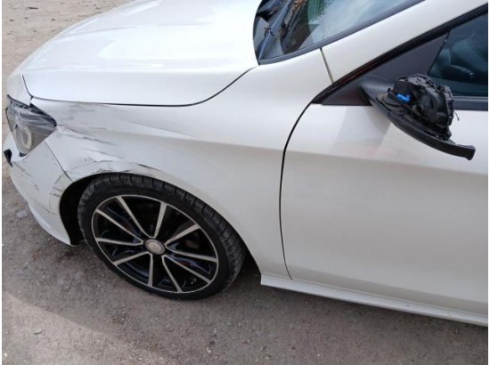 2015 Mercedes-Benz CLA -Klasse CLA 180 2015 Mercedes-Benz CLA -Klasse CLA 180