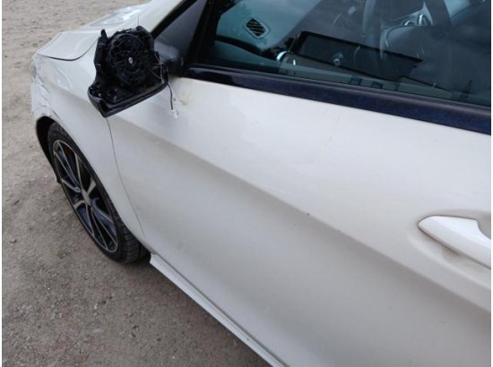 2015 Mercedes-Benz CLA -Klasse CLA 180 2015 Mercedes-Benz CLA -Klasse CLA 180
