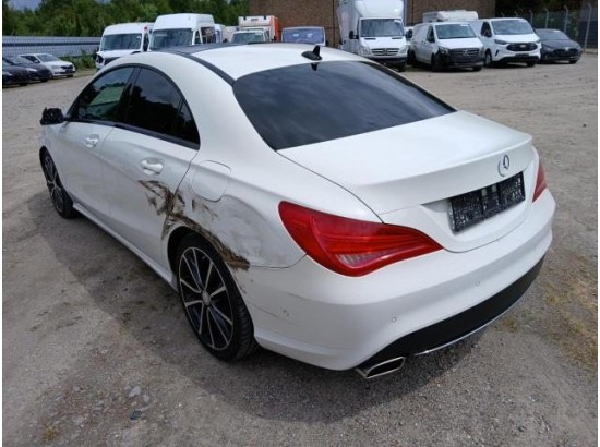 2015 Mercedes-Benz CLA -Klasse CLA 180 2015 Mercedes-Benz CLA -Klasse CLA 180