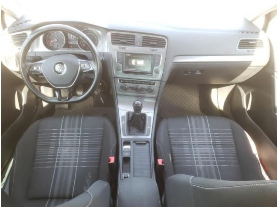 2015 Volkswagen Golf VII Lim. Lounge BMT 2015 Volkswagen Golf VII Lim. Lounge BMT