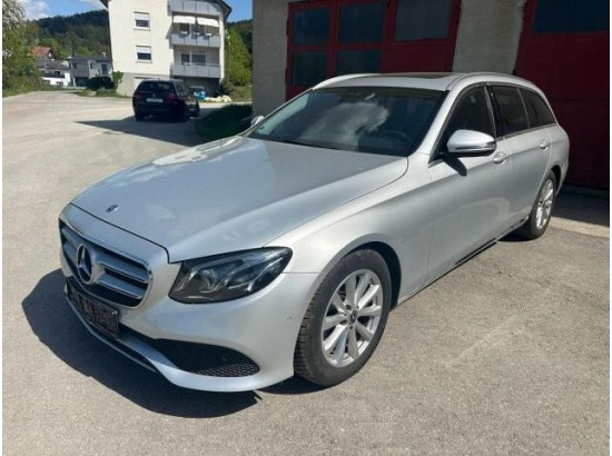 2017 Mercedes-Benz E -Klasse T-Modell E 220 d 4Matic 2017 Mercedes-Benz E -Klasse T-Modell E 220 d 4Matic