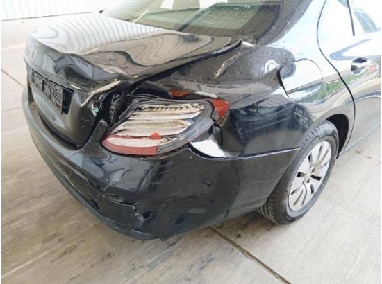 2018 Mercedes-Benz E -Klasse Lim. E 200 d 2018 Mercedes-Benz E -Klasse Lim. E 200 d