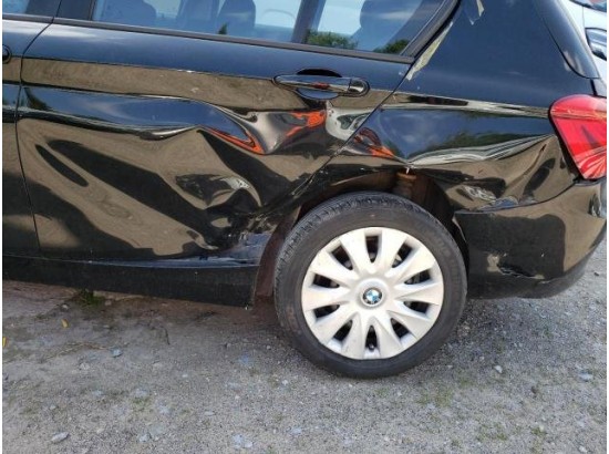 2016 BMW 1er Lim. 118 i Advantage 2016 BMW 1er Lim. 118 i Advantage