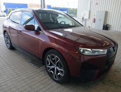 2022 BMW iX 40 xDrive Sport