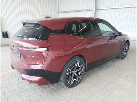 2022 BMW iX 40 xDrive Sport 2022 BMW iX 40 xDrive Sport