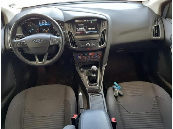 2015 Ford Focus Turnier Titanium
