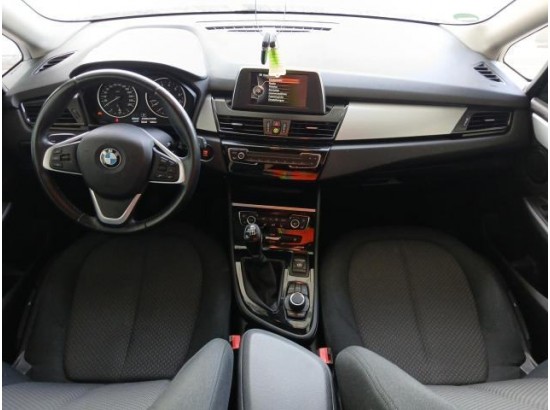 2016 BMW 2er Active Tourer 218i Advantage 2016 BMW 2er Active Tourer 218i Advantage