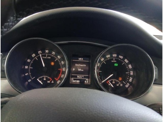 2015 Skoda Superb Combi Exclusive 2015 Skoda Superb Combi Exclusive