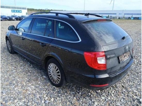 2015 Skoda Superb Combi Exclusive 2015 Skoda Superb Combi Exclusive