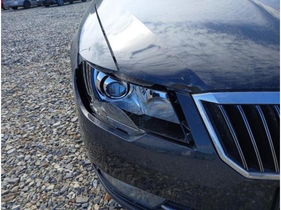 2015 Skoda Superb Combi Exclusive 2015 Skoda Superb Combi Exclusive