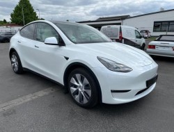2024 Tesla Model Y Long Range Dual AWD