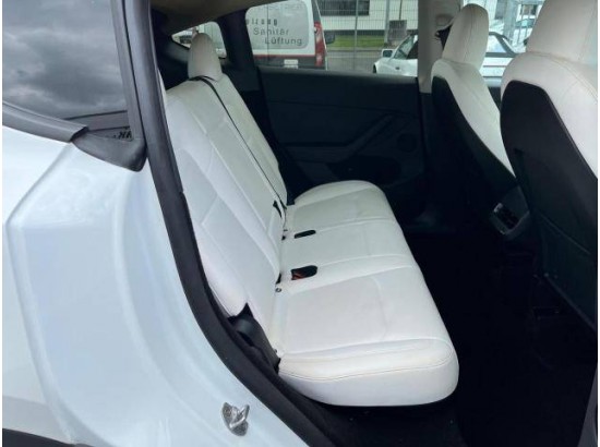 2024 Tesla Model Y Long Range Dual AWD 2024 Tesla Model Y Long Range Dual AWD