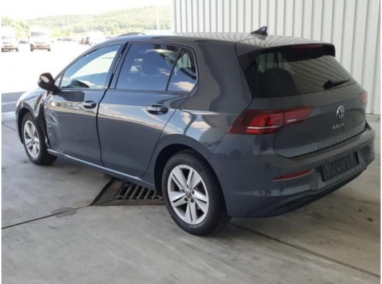 2025 Volkswagen Golf VIII Lim. 1.5 TSI 110 kW Life 2025 Volkswagen Golf VIII Lim. 1.5 TSI 110 kW Life
