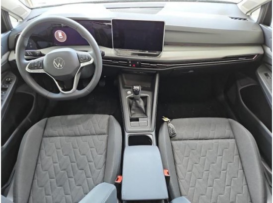 2025 Volkswagen Golf VIII Variant 2.0 TDI 85 kW Life 2025 Volkswagen Golf VIII Variant 2.0 TDI 85 kW Life