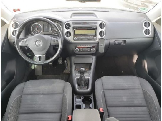 2015 Volkswagen Tiguan Track & Style BMT 4Motion 2015 Volkswagen Tiguan Track & Style BMT 4Motion