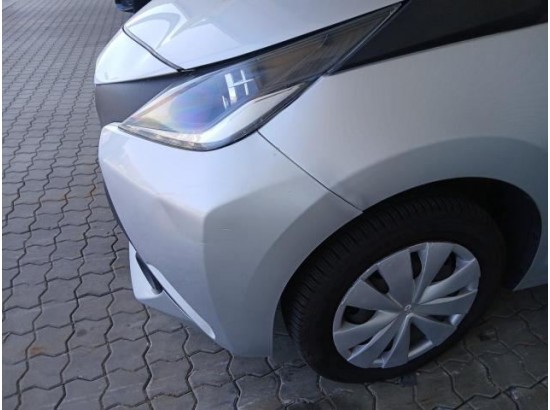 2015 Toyota AYGO x 2015 Toyota AYGO x