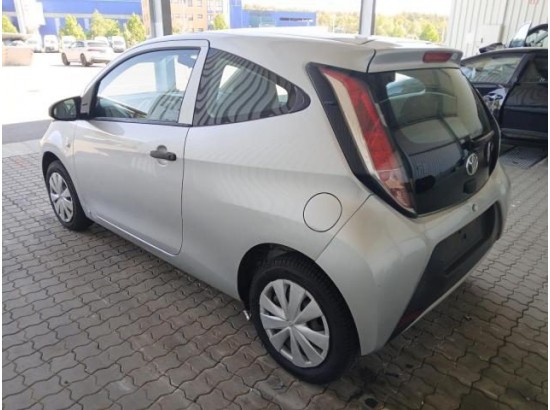 2015 Toyota AYGO x 2015 Toyota AYGO x