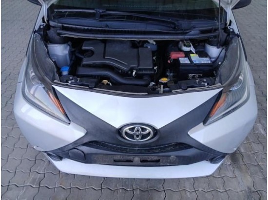 2015 Toyota AYGO x 2015 Toyota AYGO x