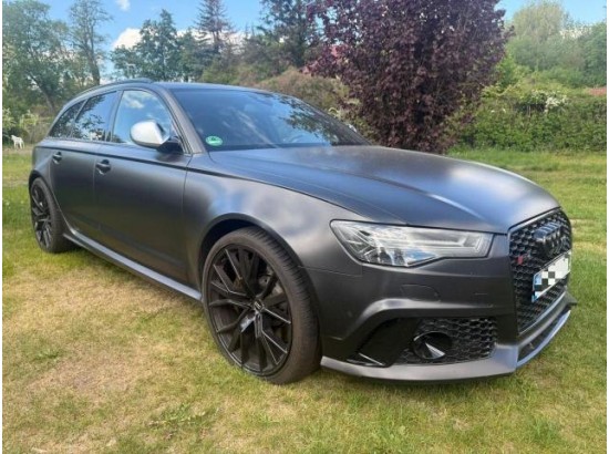 2015 Audi RS 6 Avant 4.0 TFSI quattro 2015 Audi RS 6 Avant 4.0 TFSI quattro