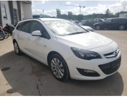 2015 Opel Astra J Sports Tourer Style