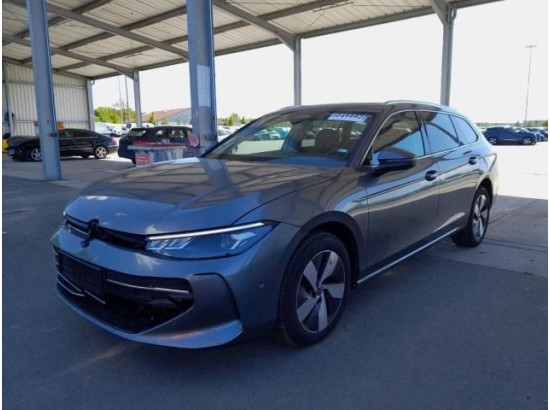 2025 Volkswagen Passat Variant 2.0 TDI 110 kW Business 2025 Volkswagen Passat Variant 2.0 TDI 110 kW Business