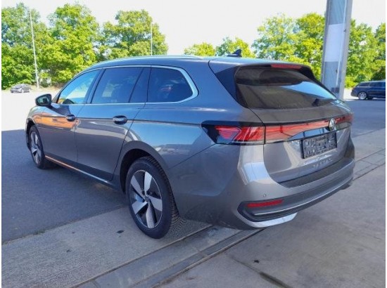 2025 Volkswagen Passat Variant 2.0 TDI 110 kW Business 2025 Volkswagen Passat Variant 2.0 TDI 110 kW Business