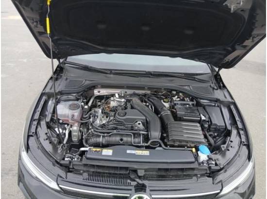 2025 Volkswagen Golf VIII Variant 1.5 TSI 85 kW Life 2025 Volkswagen Golf VIII Variant 1.5 TSI 85 kW Life