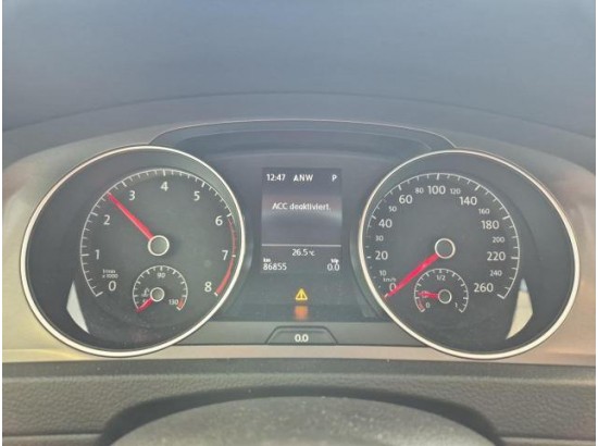 2015 Volkswagen Golf VII Lim. Lounge BMT 2015 Volkswagen Golf VII Lim. Lounge BMT