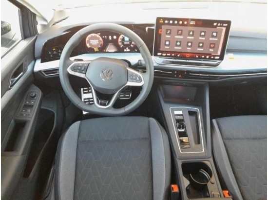 2025 Volkswagen Golf VIII Lim. 1.5 eTSI 110 kW Goal 2025 Volkswagen Golf VIII Lim. 1.5 eTSI 110 kW Goal