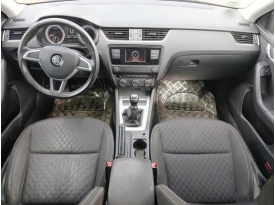 2016 Skoda Octavia Combi Edition 2016 Skoda Octavia Combi Edition