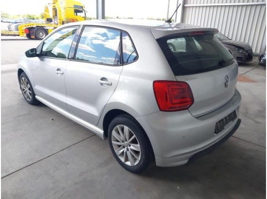 2016 Volkswagen Polo V Comfortline BMT/Start-Stopp 2016 Volkswagen Polo V Comfortline BMT/Start-Stopp