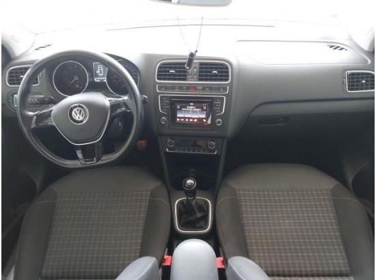 2016 Volkswagen Polo V Comfortline BMT/Start-Stopp 2016 Volkswagen Polo V Comfortline BMT/Start-Stopp